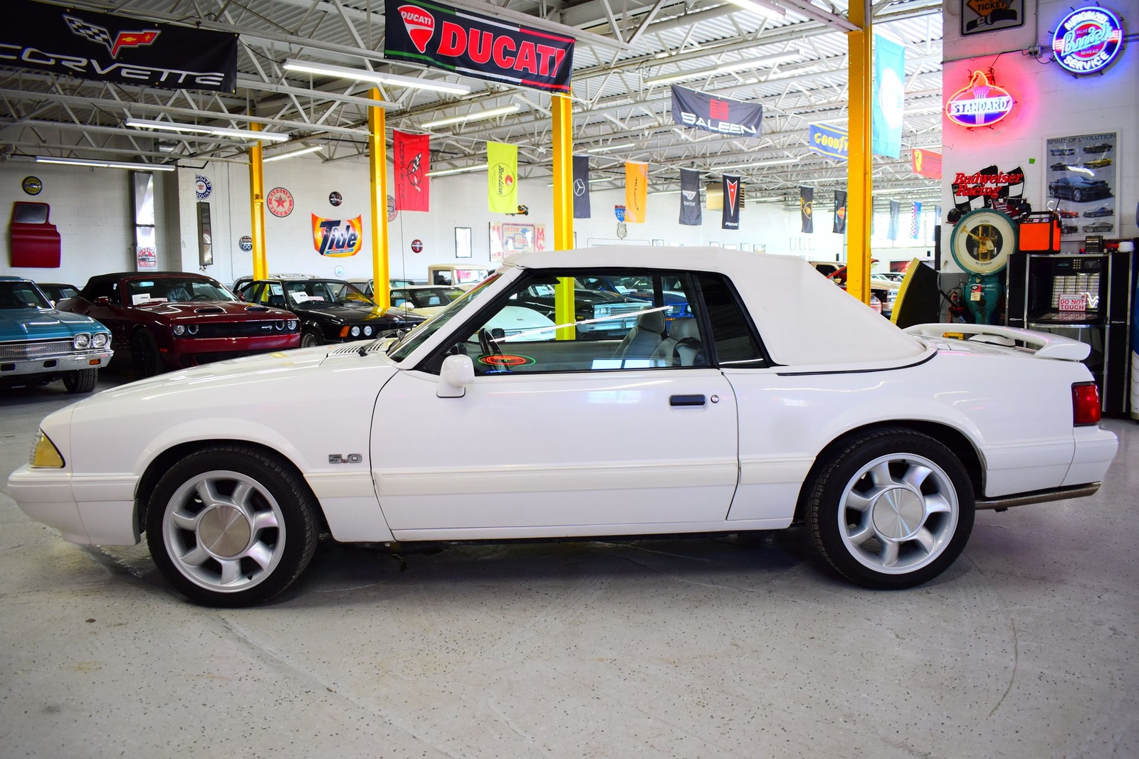 Ford-Mustang-1993-3