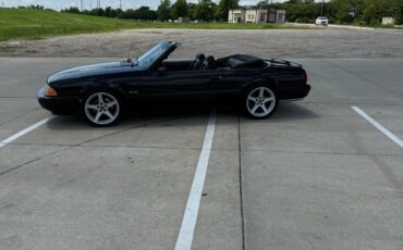 Ford-Mustang-1993-3