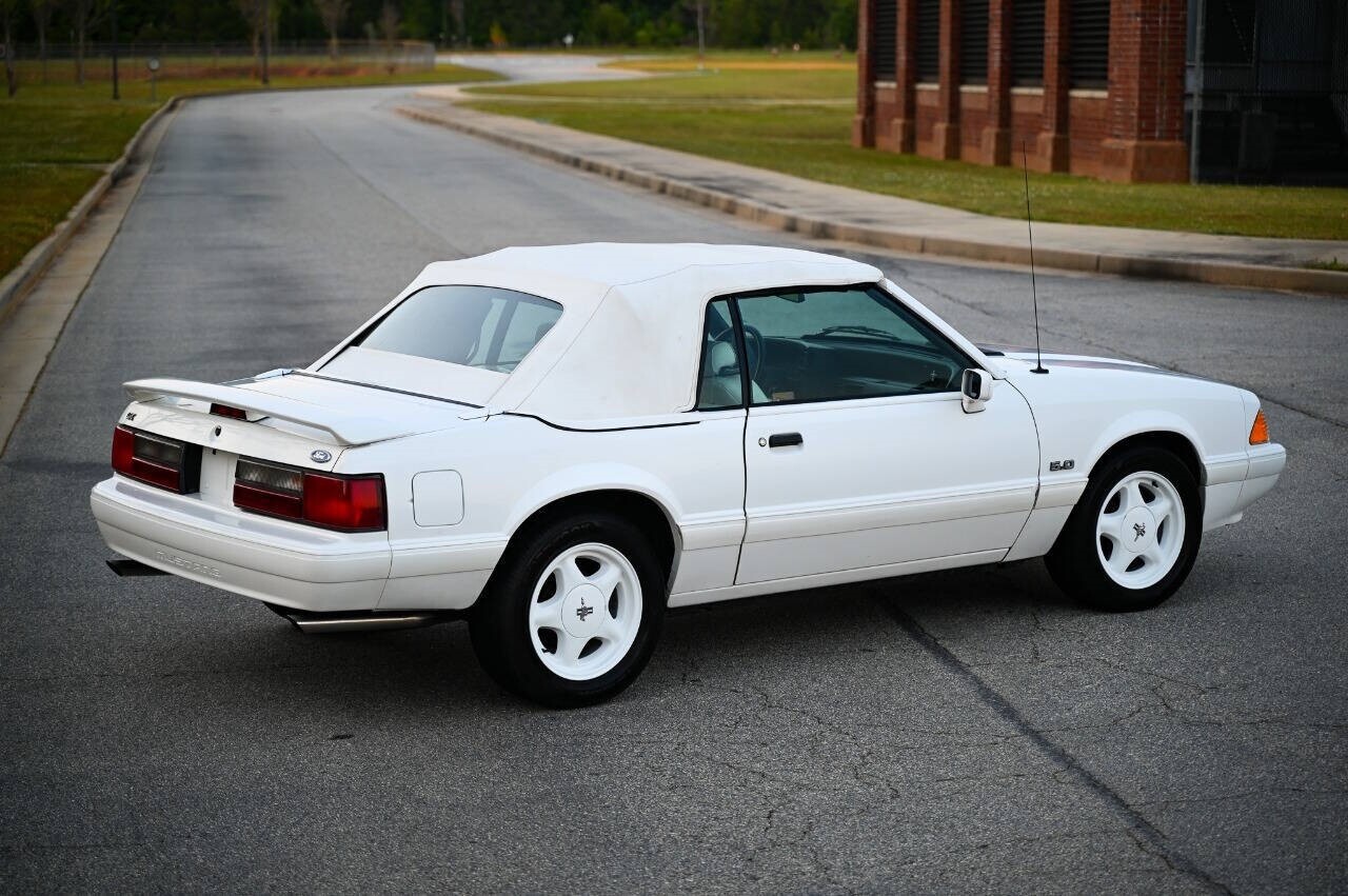 Ford-Mustang-1993-Convertible-13