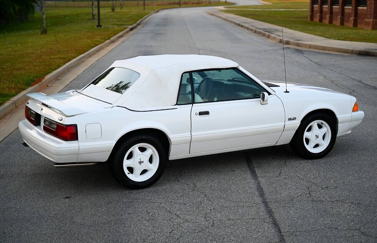 Ford-Mustang-1993-Convertible-14