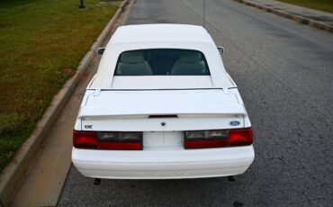 Ford-Mustang-1993-Convertible-38