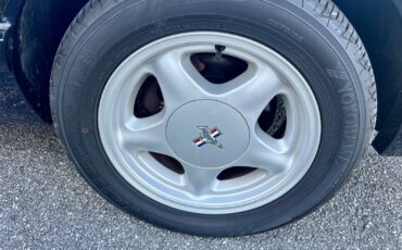Ford-Mustang-1993-Coupe-11