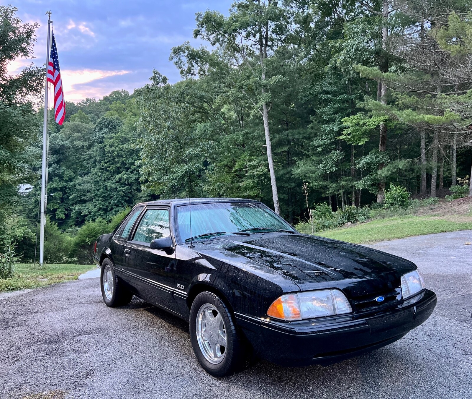 Ford-Mustang-1993-Coupe-33