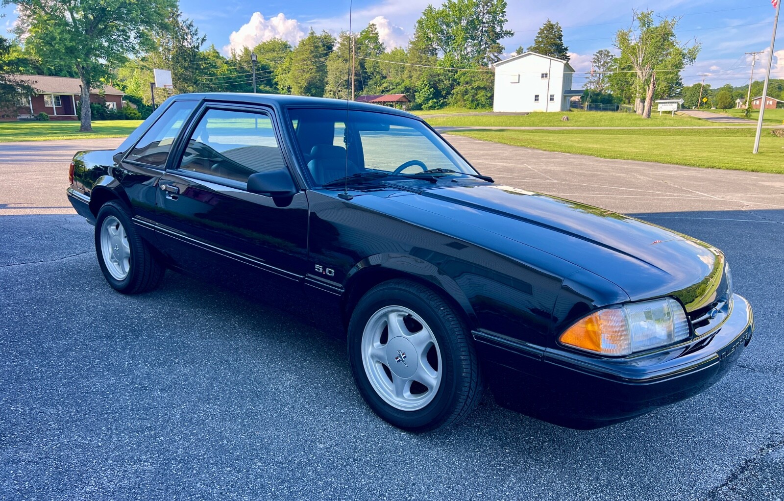 Ford-Mustang-1993-Coupe-7