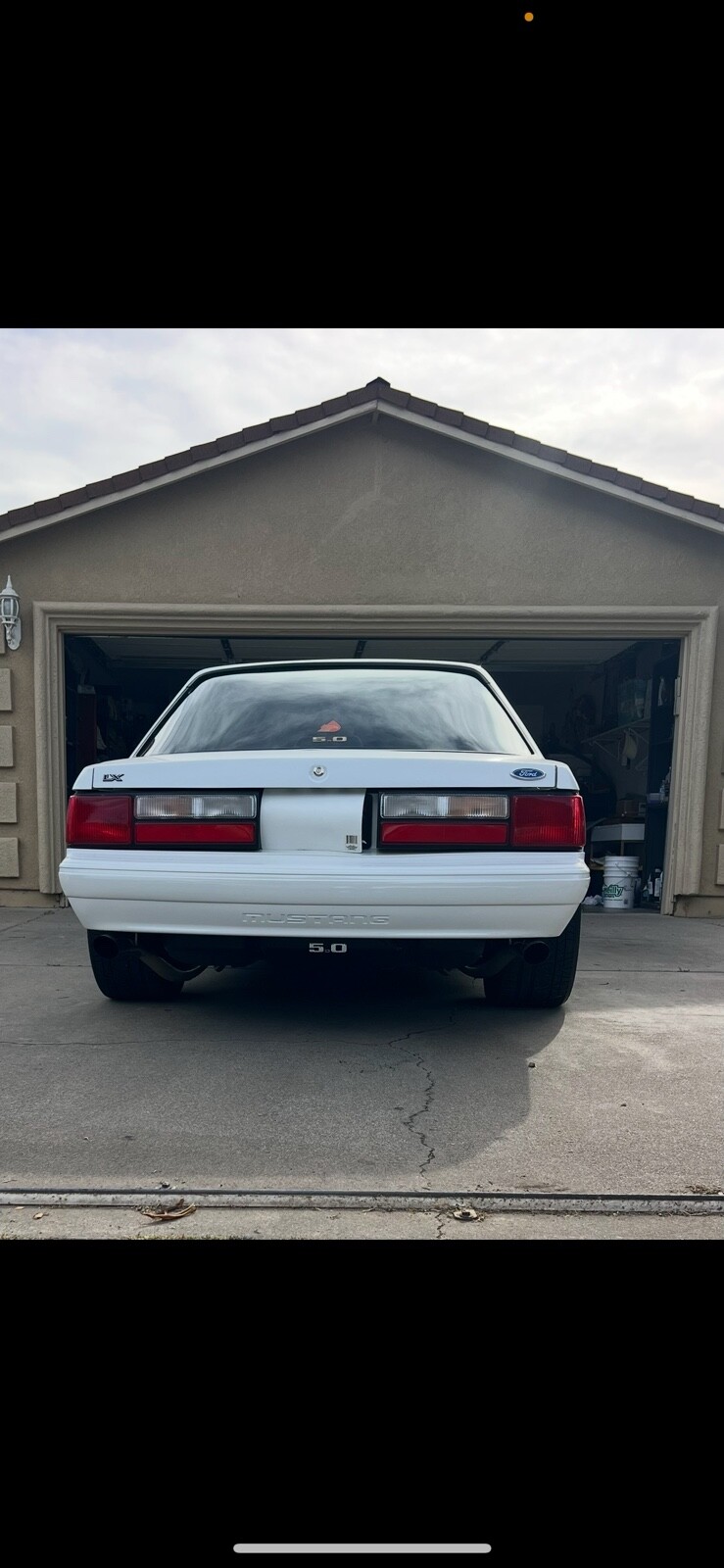 Ford-Mustang-1993-Sedan-1