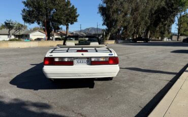 Ford-Mustang-1993-white-1