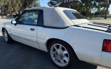 Ford-Mustang-1993-white-10