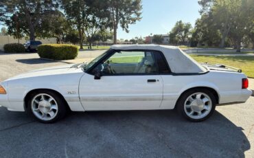 Ford-Mustang-1993-white-11