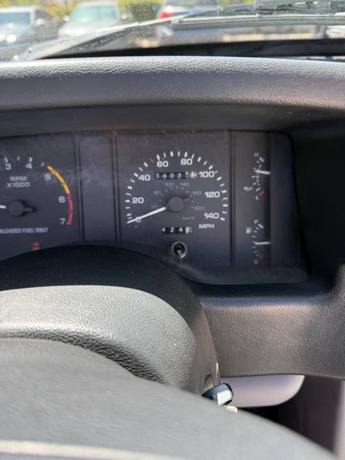 Ford-Mustang-1993-white-6