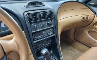 Ford-Mustang-1994-17