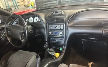 Ford-Mustang-1994-Coupe-10