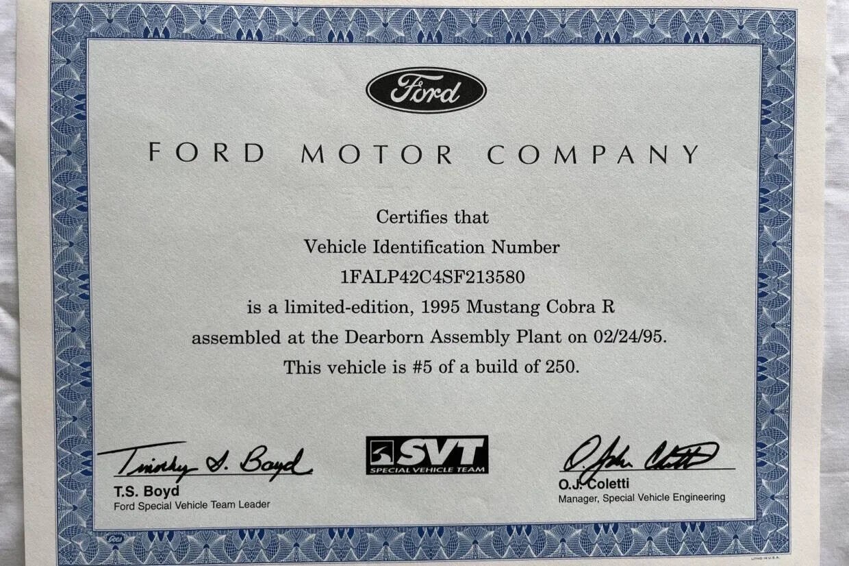 Ford-Mustang-1995-Coupe-10