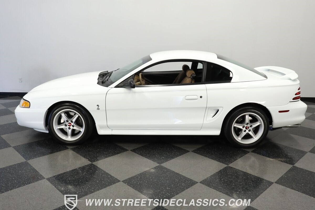 Ford-Mustang-1995-Coupe-2