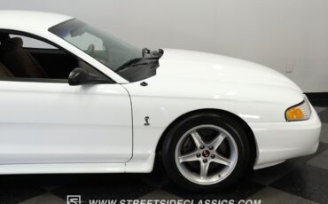 Ford-Mustang-1995-Coupe-28