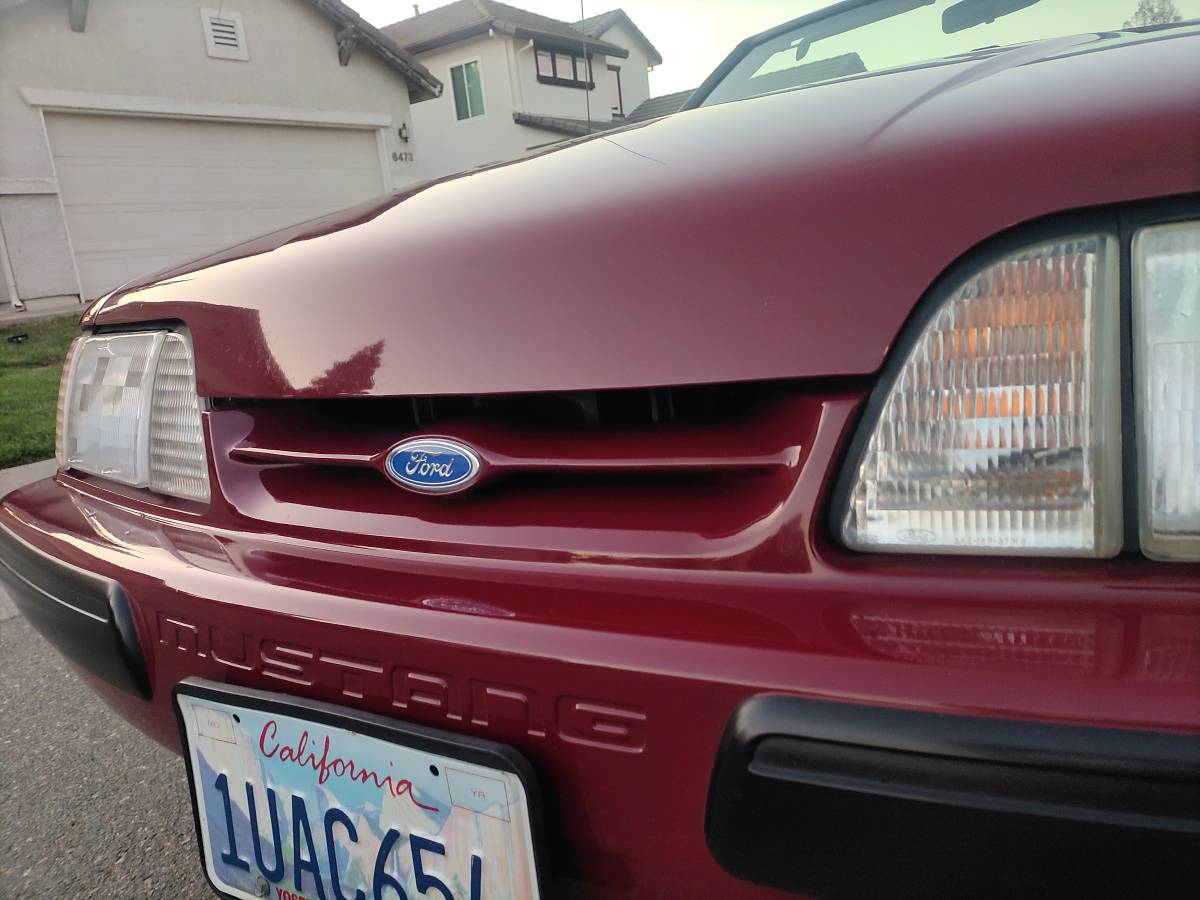 Ford-Mustang-5.0-convertible-1987-red-14