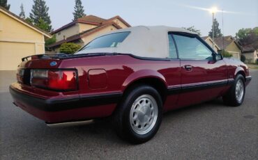 Ford-Mustang-5.0-convertible-1987-red-8