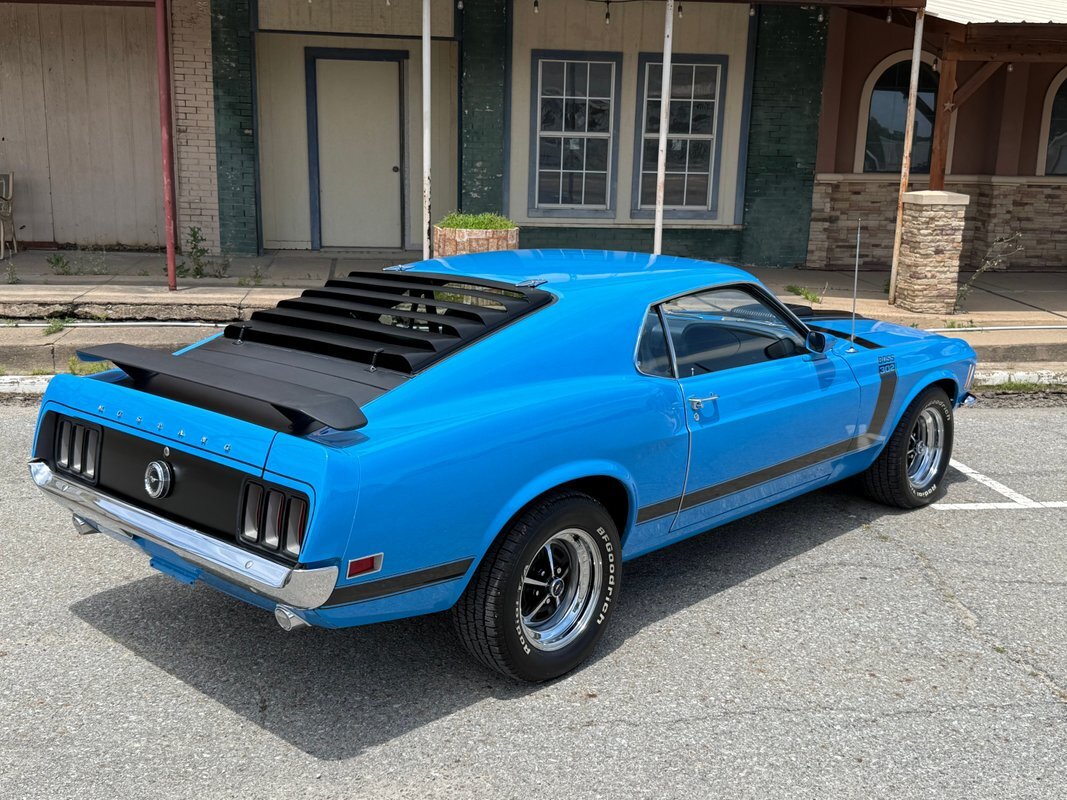 Ford-Mustang-Boss302-1970-2