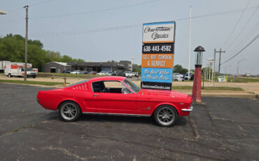 Ford-Mustang-Custom-Fastback-1965-Coupe-1