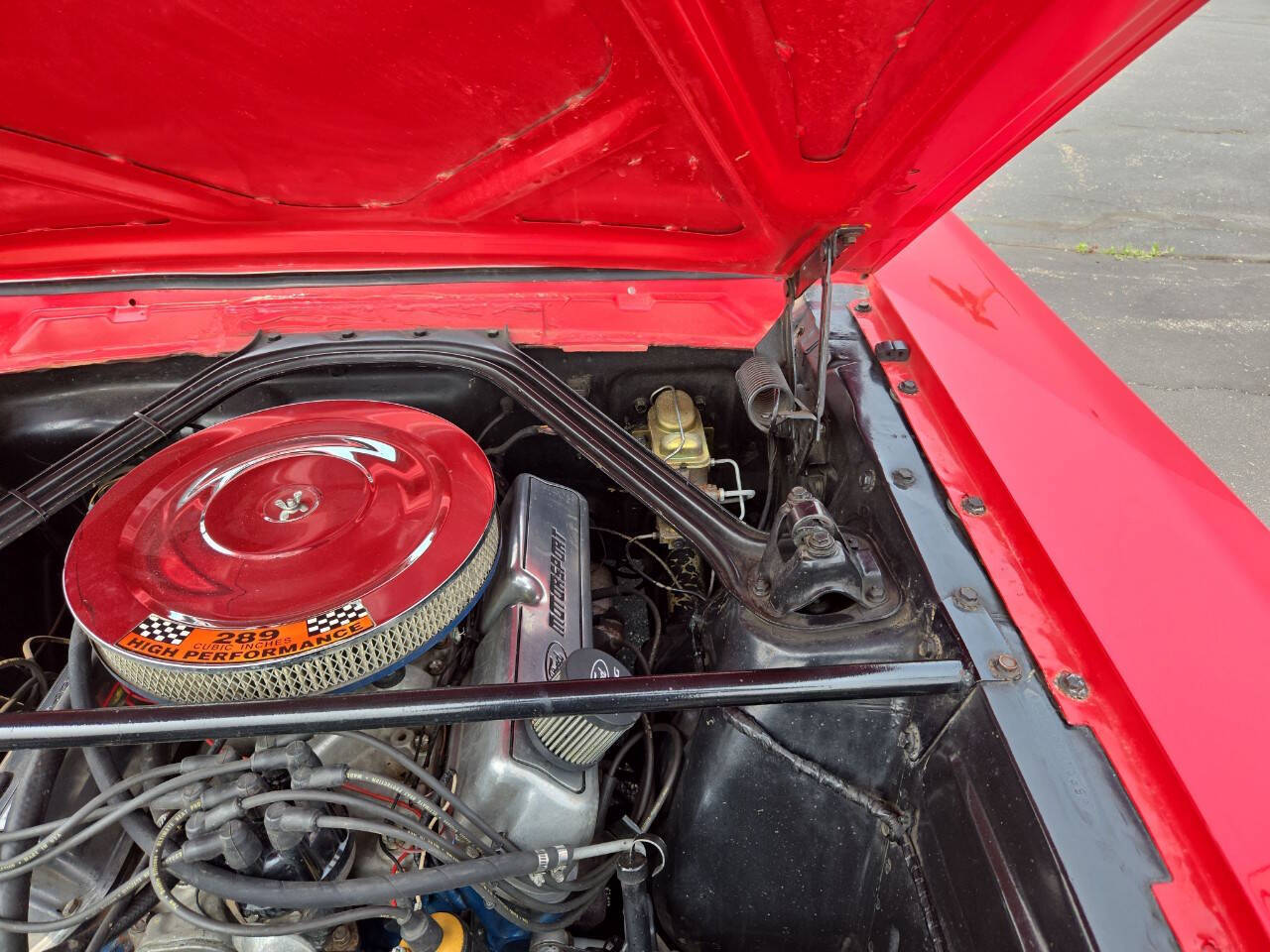 Ford-Mustang-Custom-Fastback-1965-Coupe-17