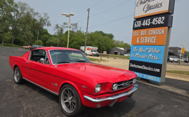 Ford-Mustang-Custom-Fastback-1965-Coupe-2