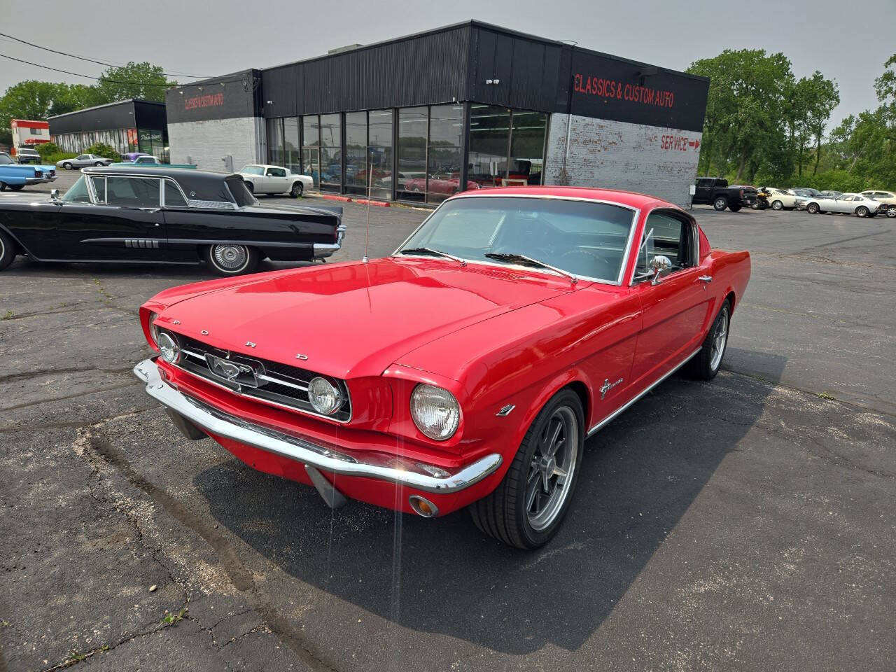 Ford-Mustang-Custom-Fastback-1965-Coupe-5