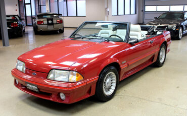Ford-Mustang-GT-Convertible-1987-Convertible-2