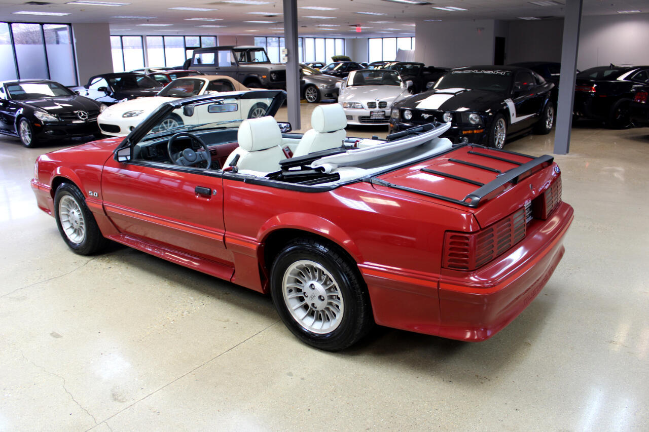 Ford-Mustang-GT-Convertible-1987-Convertible-25