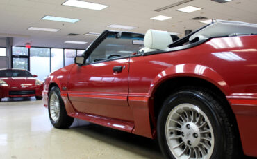Ford-Mustang-GT-Convertible-1987-Convertible-26
