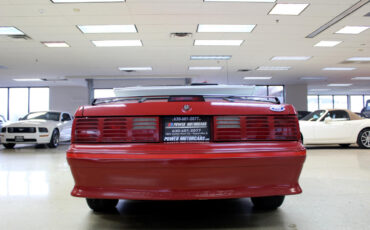 Ford-Mustang-GT-Convertible-1987-Convertible-28