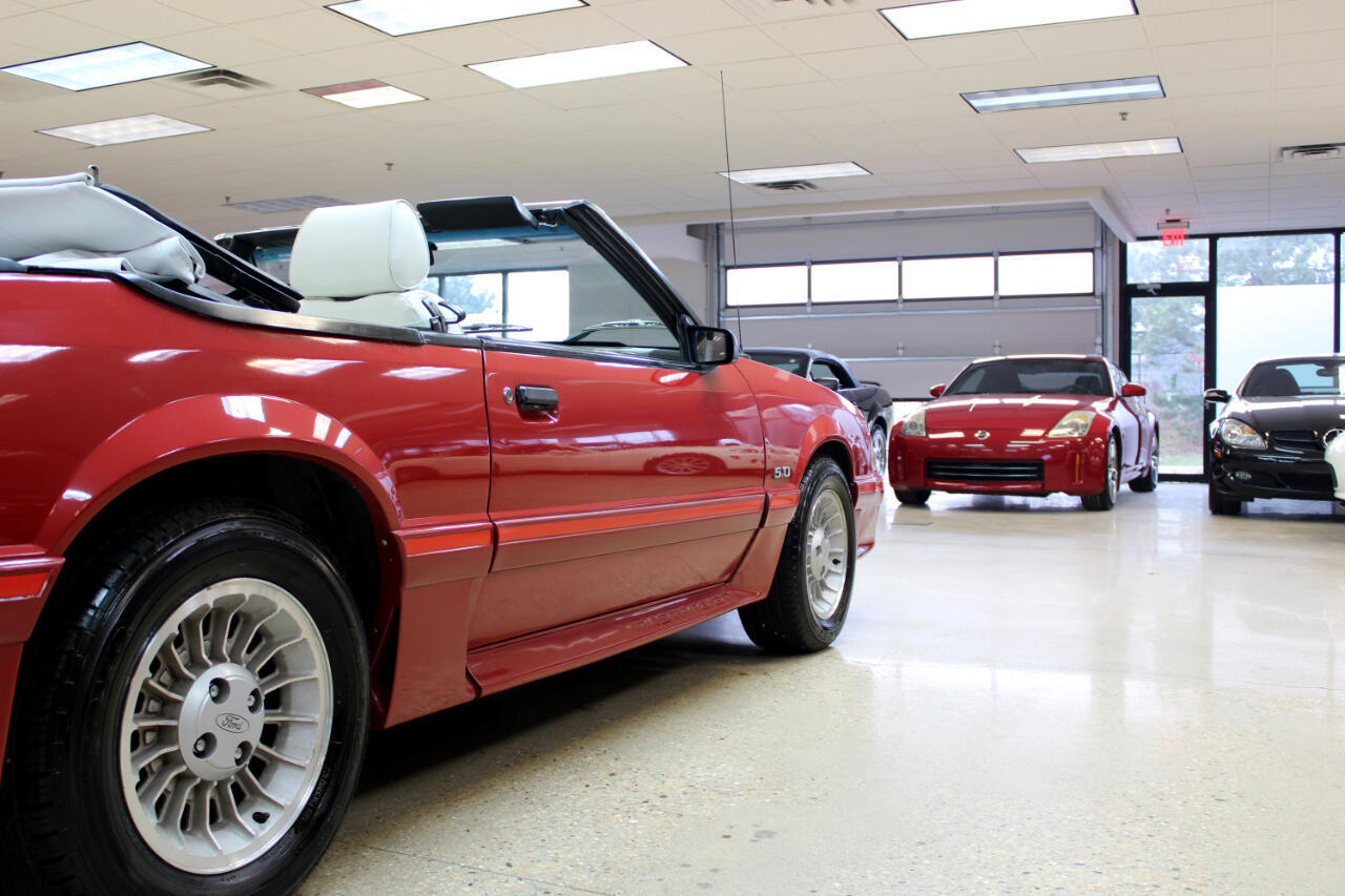 Ford-Mustang-GT-Convertible-1987-Convertible-30