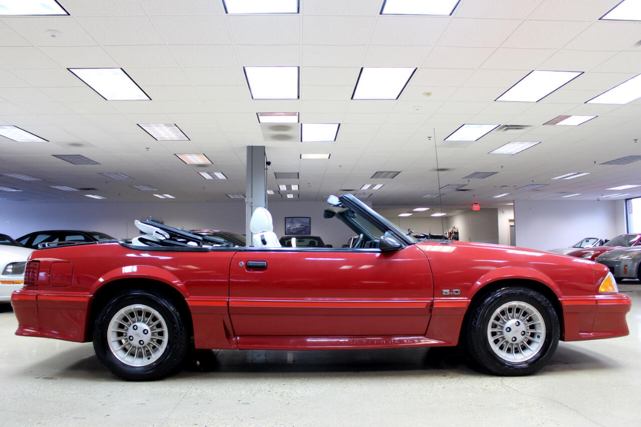 Ford-Mustang-GT-Convertible-1987-Convertible-31