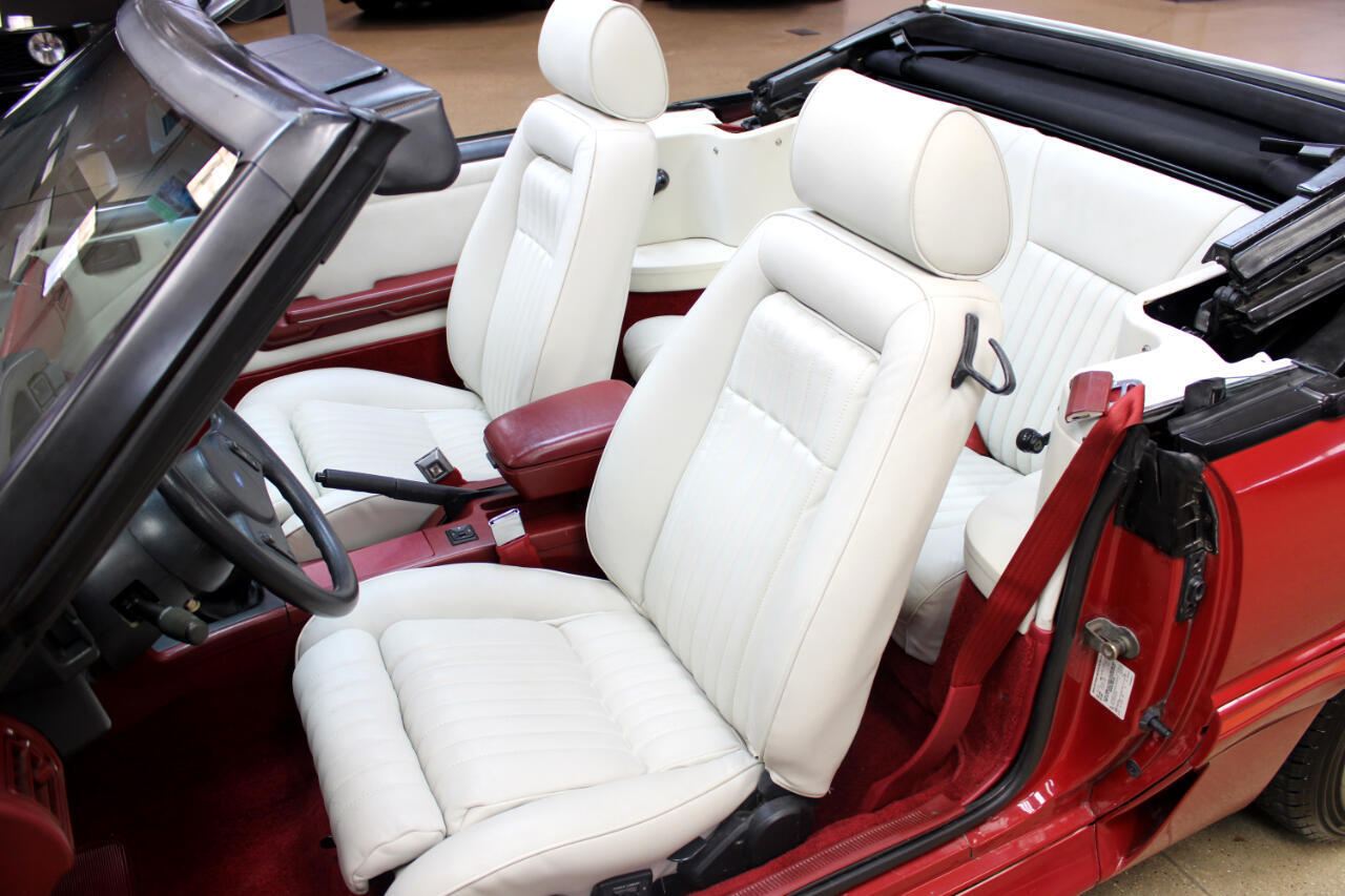Ford-Mustang-GT-Convertible-1987-Convertible-39