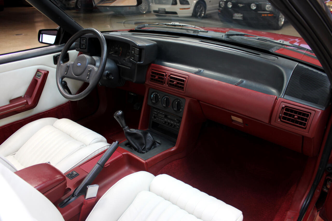 Ford-Mustang-GT-Convertible-1987-Convertible-5