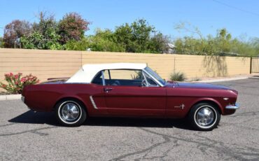 Ford-Mustang-convertible-1965-10