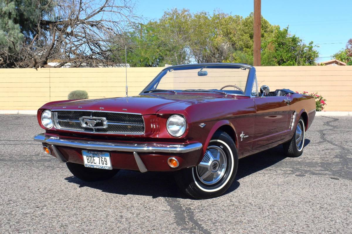 Ford-Mustang-convertible-1965-9