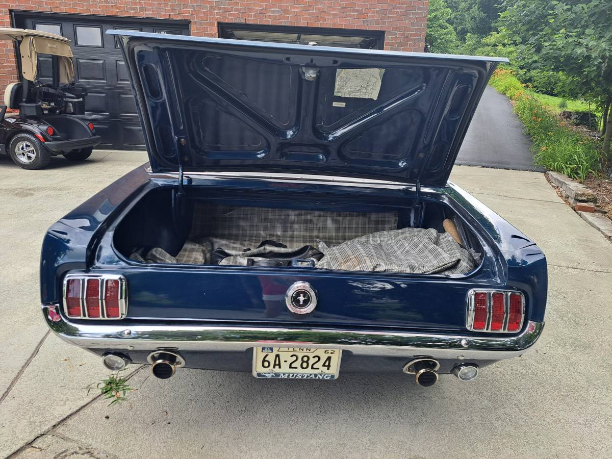 Ford-Mustang-convertible-1965-blue-2