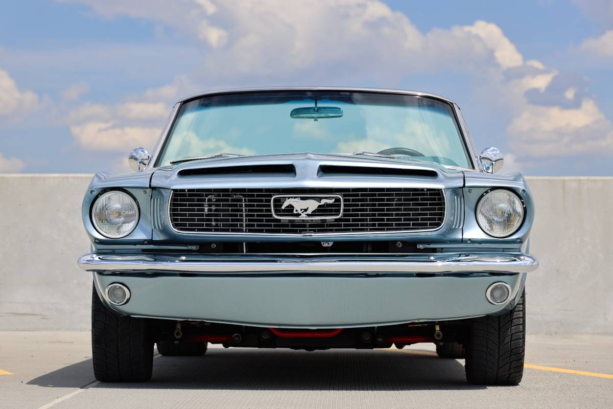 Ford-Mustang-convertible-1965-blue-3