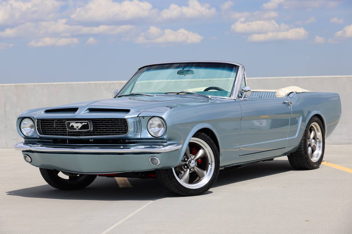 Ford-Mustang-convertible-1965-blue-5