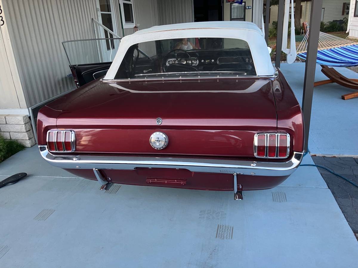 Ford-Mustang-convertible-1966-custom-20