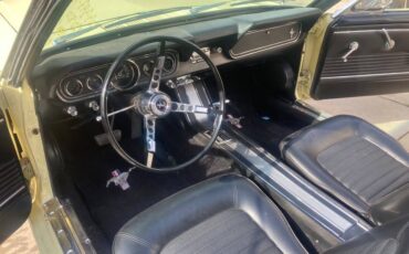 Ford-Mustang-convertible-1966-yellow-16