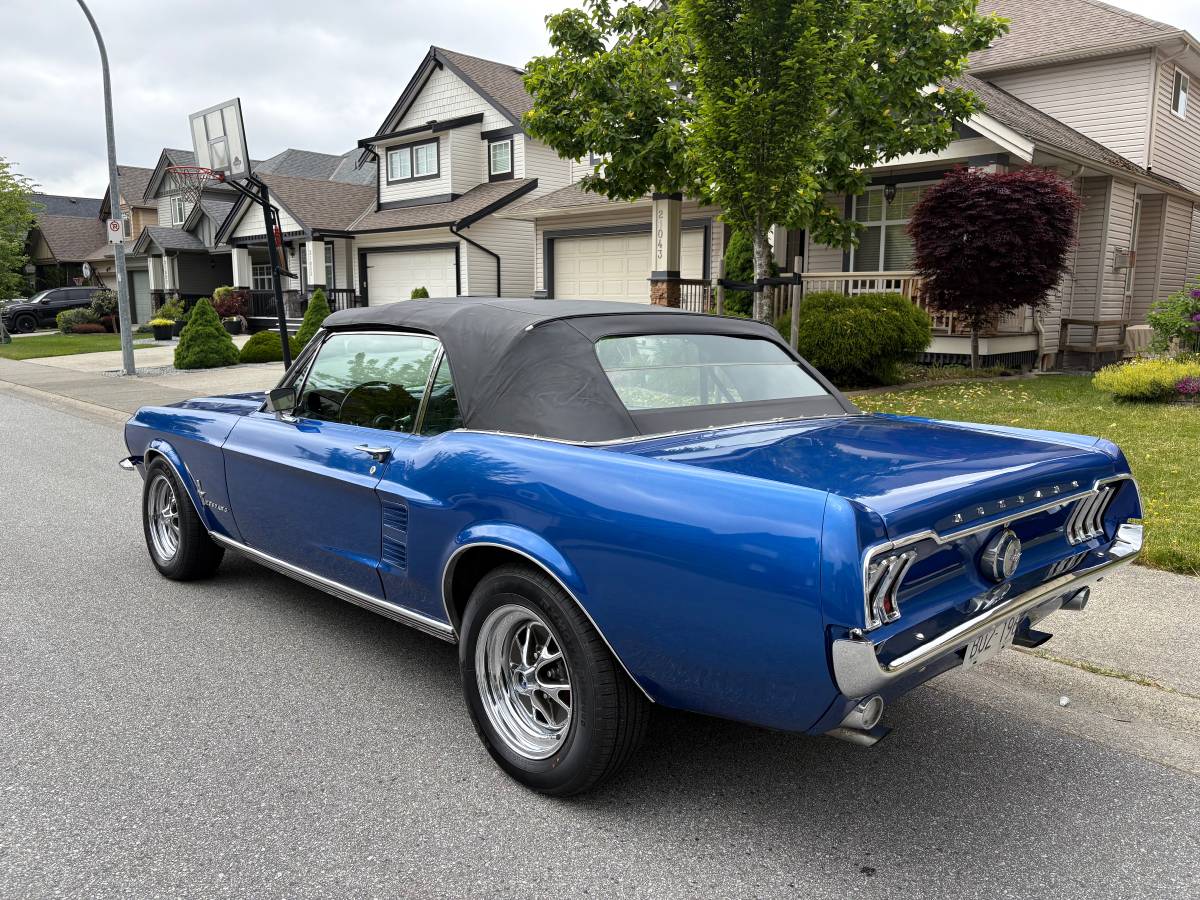 Ford-Mustang-convertible-1967-blue-14