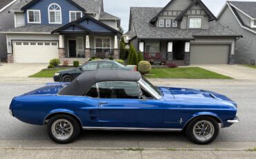 Ford-Mustang-convertible-1967-blue-16
