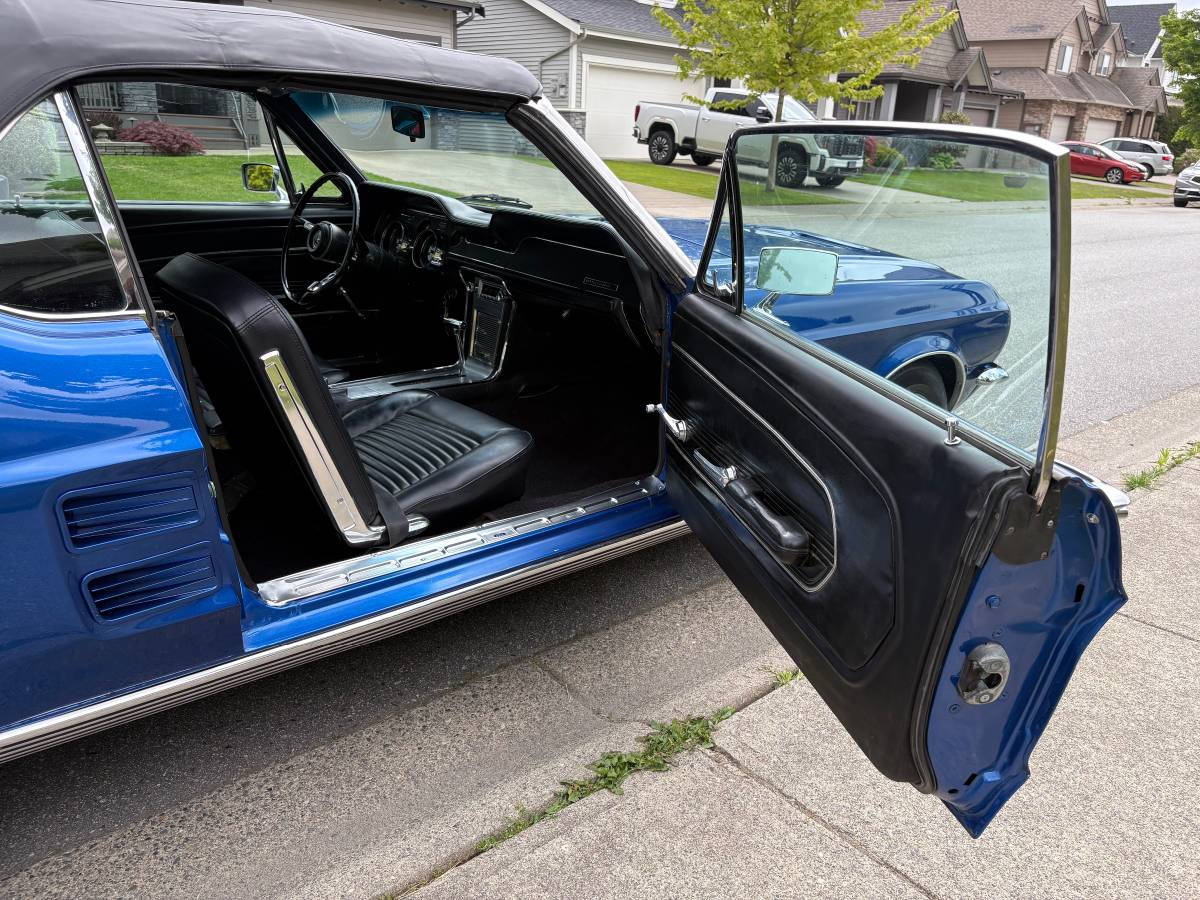 Ford-Mustang-convertible-1967-blue-19