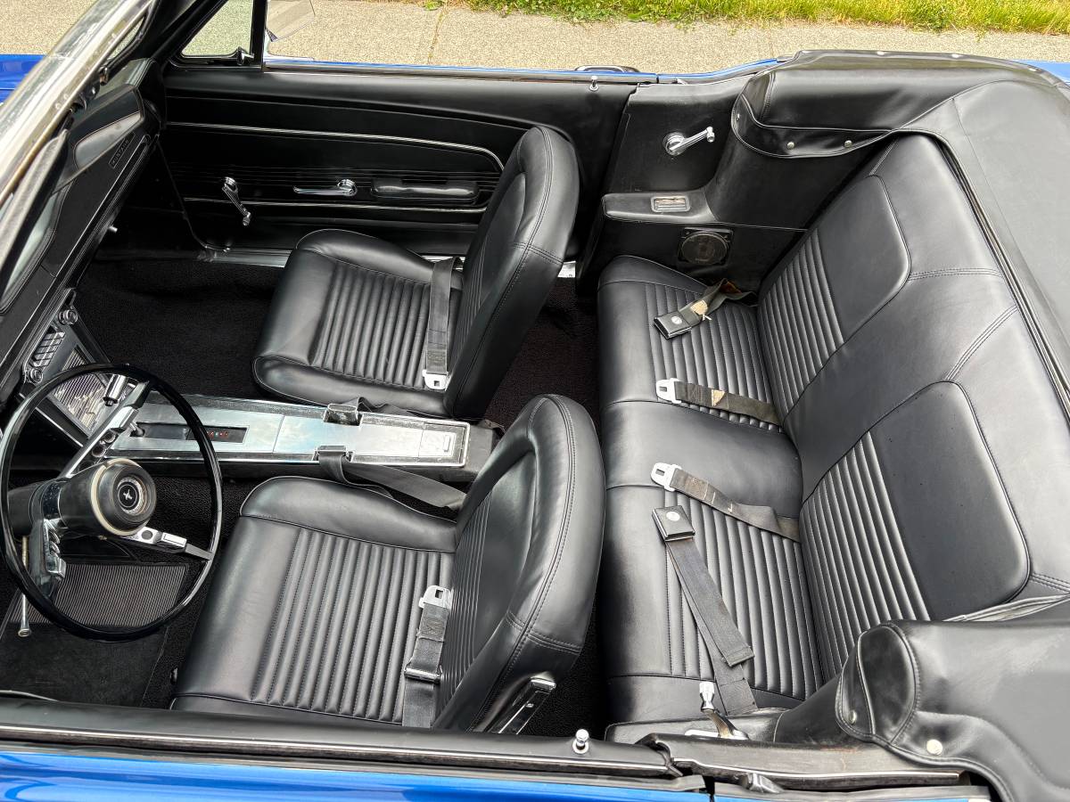 Ford-Mustang-convertible-1967-blue-5