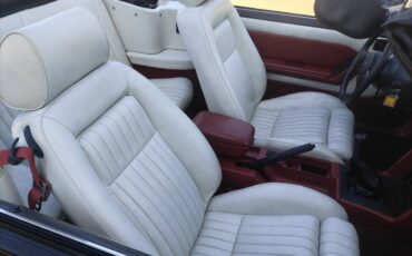 Ford-Mustang-convertible-1987-red-14
