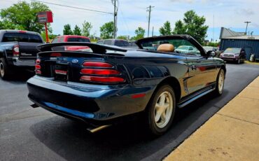 Ford-Mustang-convertible-1995-3