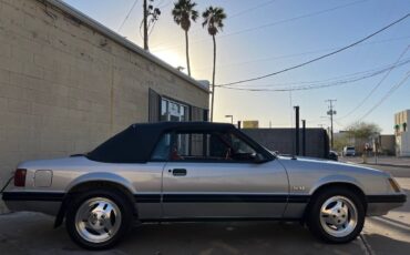 Ford-Mustang-glx-1983-silver-1
