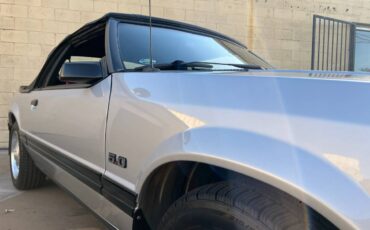 Ford-Mustang-glx-1983-silver-19