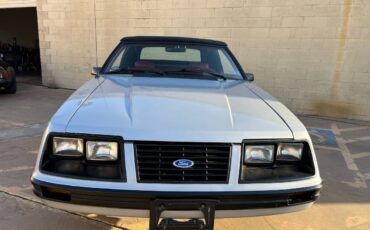 Ford-Mustang-glx-1983-silver-3