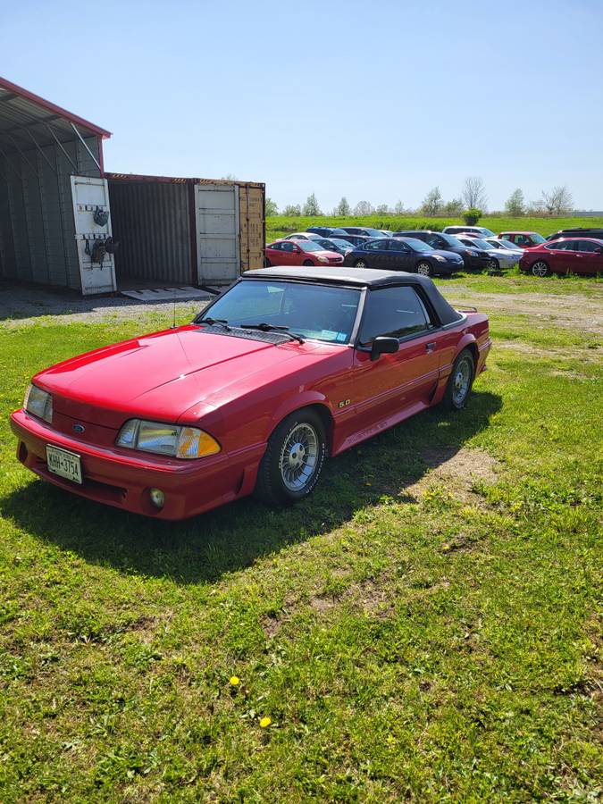 Ford Mustang gt  1990 red